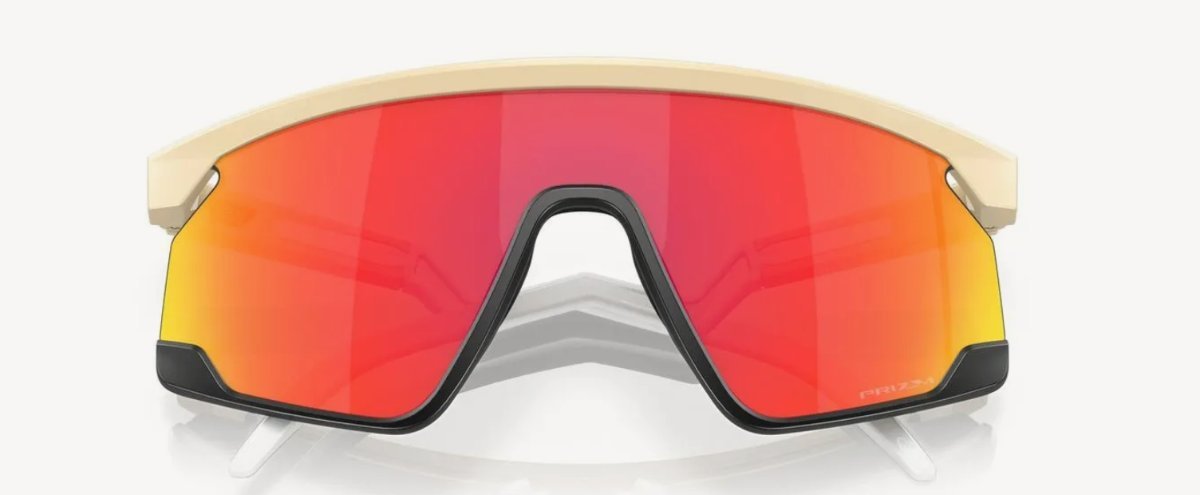 Óculos Solar Esportivo OAKLEY OO9280 (BXTR) 04 (Acetato Bege e Branco/Prizm Espelhado Laranja)