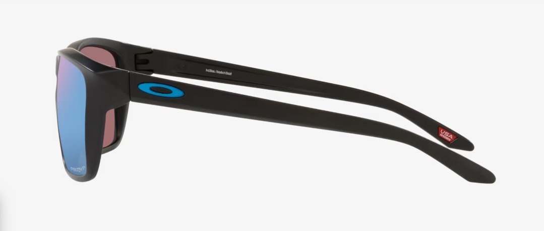 Óculos Solar Esportivo OAKLEY OO9448L (SYLAS) 57-17 2757(Acetato Preto Fosco/Prizm Polarizado Espelhado Azul Deep Water) -