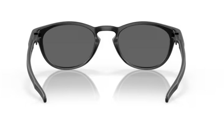 Óculos Solar Esportivo OAKLEY OO9265 (LATCH) 53-21 2753 (Acetato Preto Fosco/Prizm Cinza Espelhado Prata) 2253 (Acetato Marrom Tartaruga Fosco/Prizm Cinza Espelhado Prata) - Preto Fosco