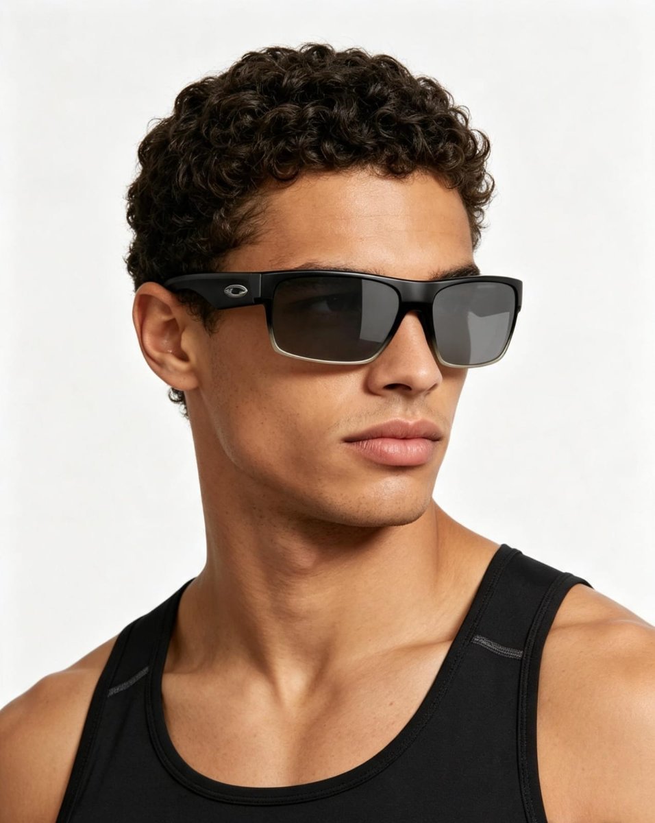 Óculos Solar Esportivo OAKLEY OO9189 (TWOFACE) 60-16 30 (Acetato Superior Preto Fosco e Alumínio Escovado Inferior/Lentes Espelhado Prata)