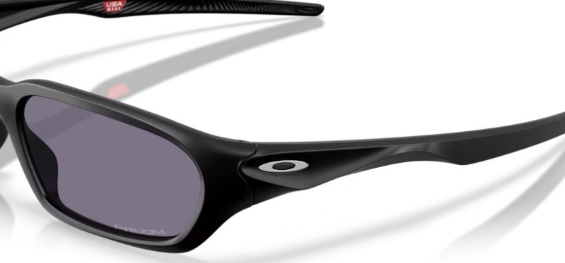 Óculos Solar Esportivo OAKLEY OO9530 (TERRAFORMA) 58-17 0158 (Acetato Preto Fosco/Prizm Cinza)